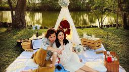 Dalam caption Instagramnya, Dul Jaelani membahas soal kesederhanaan dalam hubungan. "Kemewahan sejati adalah ke sederhanaan," kata dia. (Foto: Instagram/ duljaelani)
