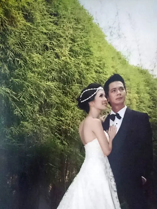 Delon dan Yeslin Wang