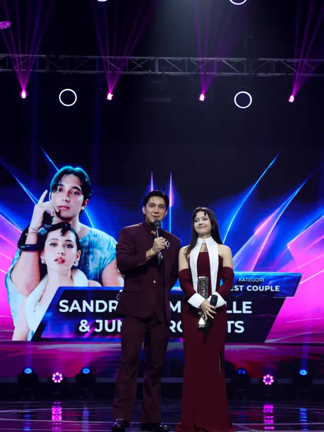Junior Roberts dan Sandrinna Michelle