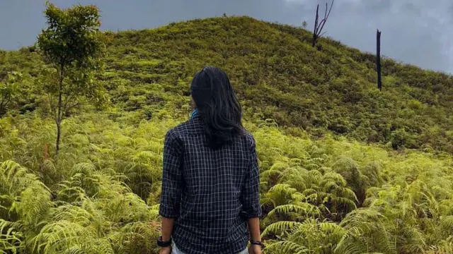 Pendaki Gunung Sekicau di Lampung Barat
