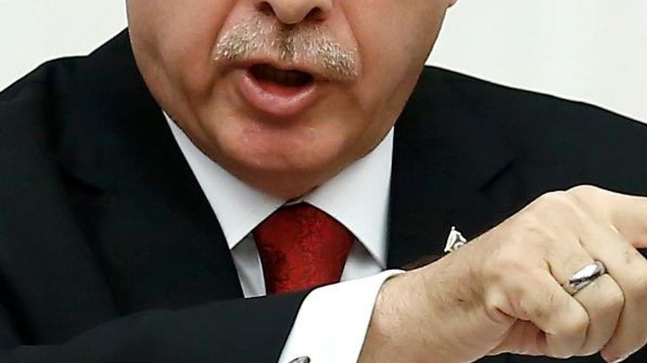 Selama ini, Erdogan juga sangat keras bersuara menentang agresi brutal Israel di Jalur Gaza, yang membunuh sekitar 40.000 warga sipil.