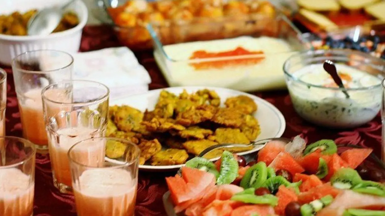Waktu Buka Puasa Hari ke-7, 2 Juni 2017