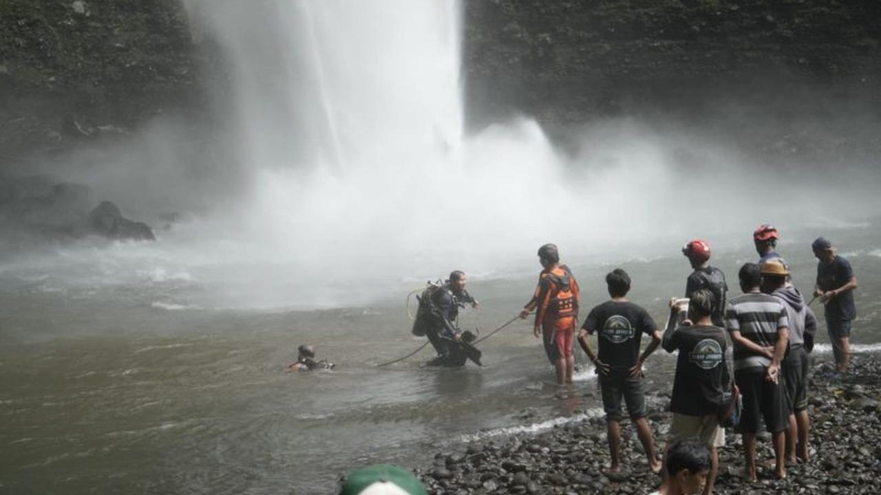 Tim SAR Lanjutkan Pencarian Remaja Hilang di Air Terjun Tiu Bombong Lombok Utara