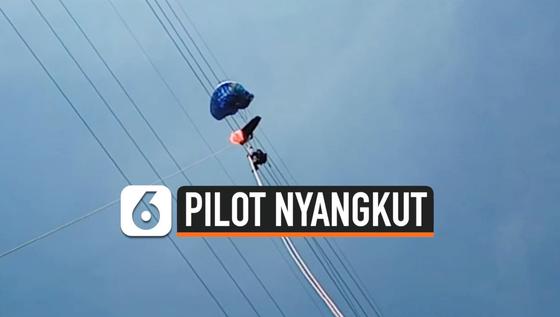 VIDEO: Pilot Paralayang Tersangkut di Kabel Sutet Bertegangan Tinggi