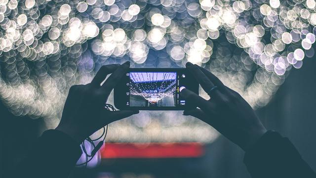 Ilustrasi kamera ponsel