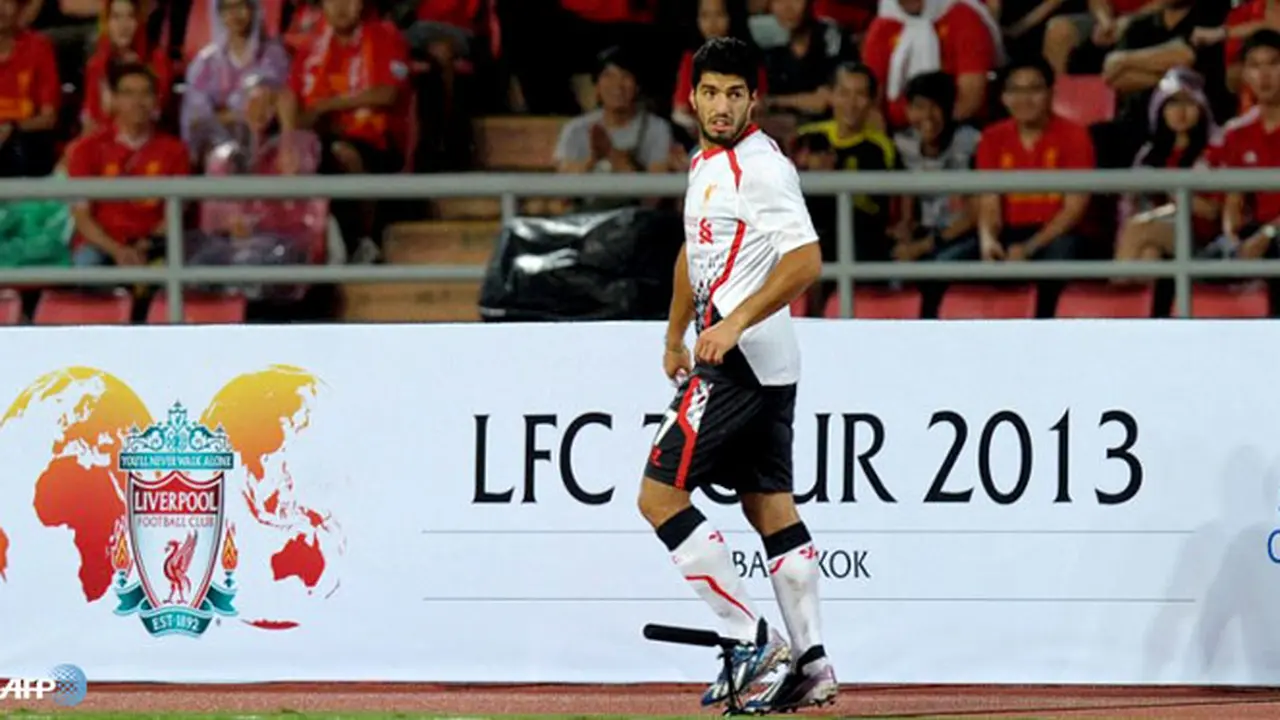 luis-suarez-130802c.jpg