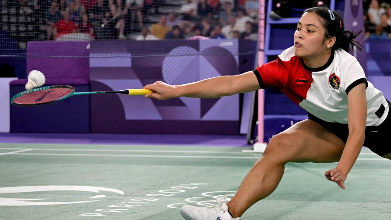 Tak mudah bagi Gregoria Mariska saat berhadapan dengan Ratchanok di babak perempat final Olimpiade Paris 2024, pada Sabtu (3/8/2024).