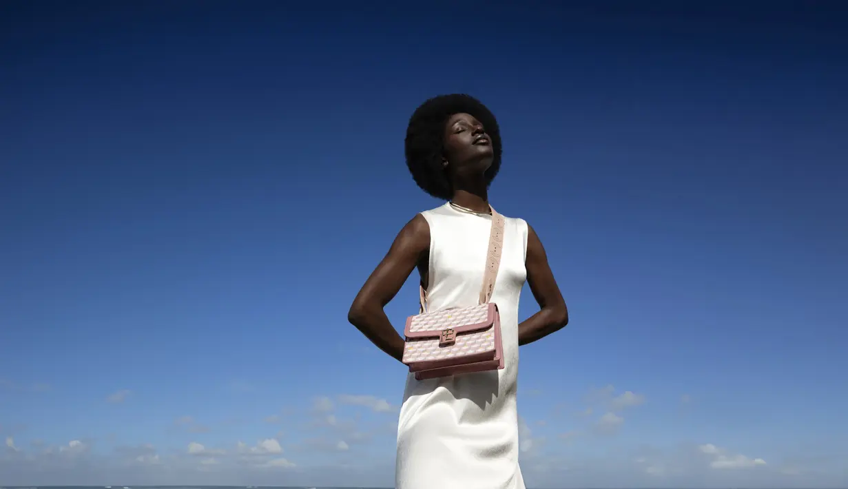 Koleksi ini bisa digunakan dalam ragam kesempatan, casual hingga formal. [Foto: Fauré Le Page.dok]