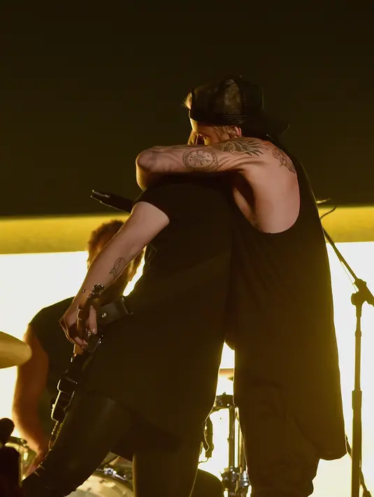 Where Are You Know adalah single hitz Justin Bieber yang di tampilkan bersama Jack U saat Grammy Music Awards terangkum secara sempurna. Tiap beat lagu pun Justin Bieber pun dance dan membuat penonton histeris. (AFP/Bintang.com)