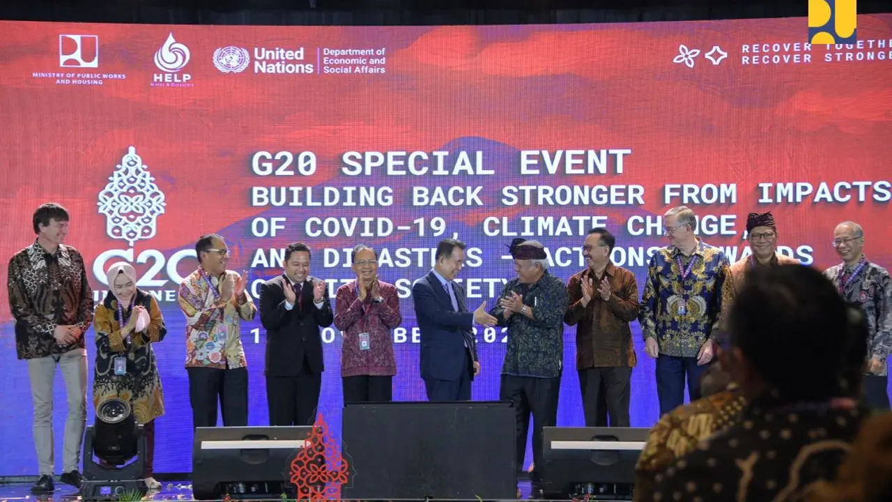 Kementerian PUPR bersama dengan the High-Level Experts and Leaders Panel (HELP) serta United Nations Department of Economic and Social Affairs (UNDESA) menyelenggarakan High Level Experts and Leaders Panel on Water and Disasters (HELP) Conference.