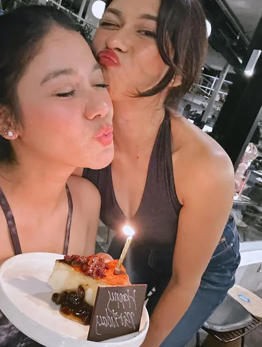 Terdapat beberapa foto yang diunggah Naysila Mirdad di Instagram. [Foto: IG/naymirdad].