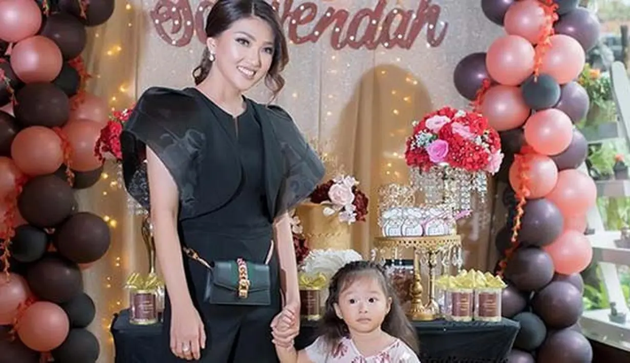 (Instagram/sarwendah29)