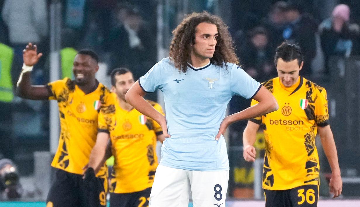 Inter Milan meraih kemenangan setengah lusin gol atas Lazio pada laga pekan ke-16 Serie A di Stadio Olimpico, Selasa (17/12/2024) dini hari WIB. (AP Photo/Gregorio Borgia)