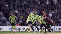 Pemain Arsenal, Kai Havertz, mencetak gol melalui eksekusi penalti dalam laga kontra Bournemouth pada pekan ketujuh Liga Inggris 2023/2024 di Vitality Stadium, Sabtu (30/9/2023). Arsenal menang telak 4-0 dalam pertandingan ini. (Robbie Stephenson/PA via AP)