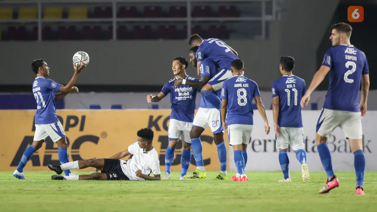 BRI Liga 1 2021: Persib Bandung vs Persipura Jayapura