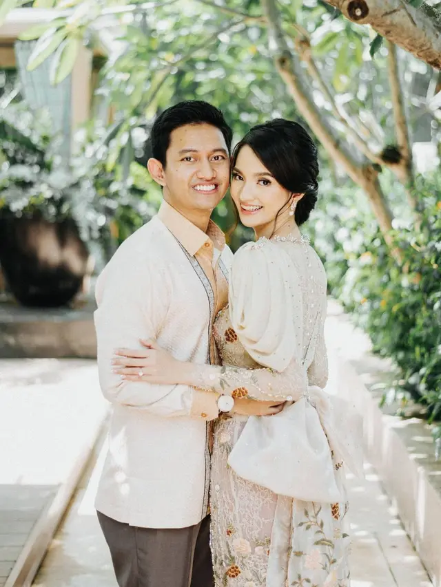 7 Momen Pertunangan Belva Devara dan Sabrina Anggraini, Penuh Kebahagiaan