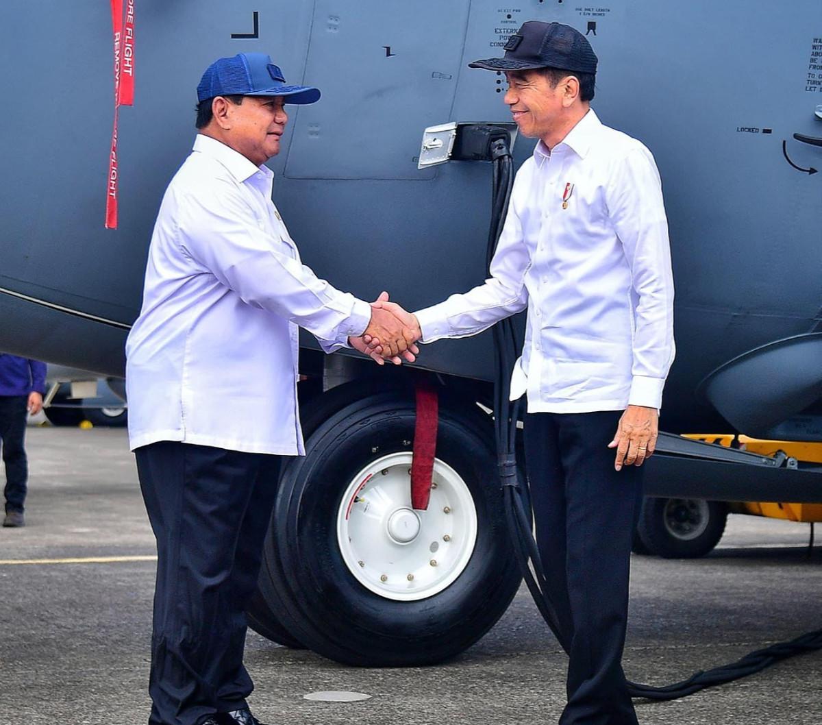 Pejabat negara yang terbukti terlibat sebagai pelaksana/anggota tim kampanye diancam pidana maksimum dua tahun penjara dan denda Rp24 juta.&nbsp;<br>