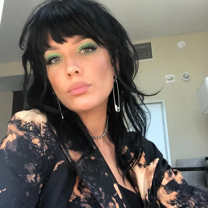 Halsey/Instagram