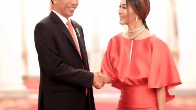 [Bintang] Inul Daratista