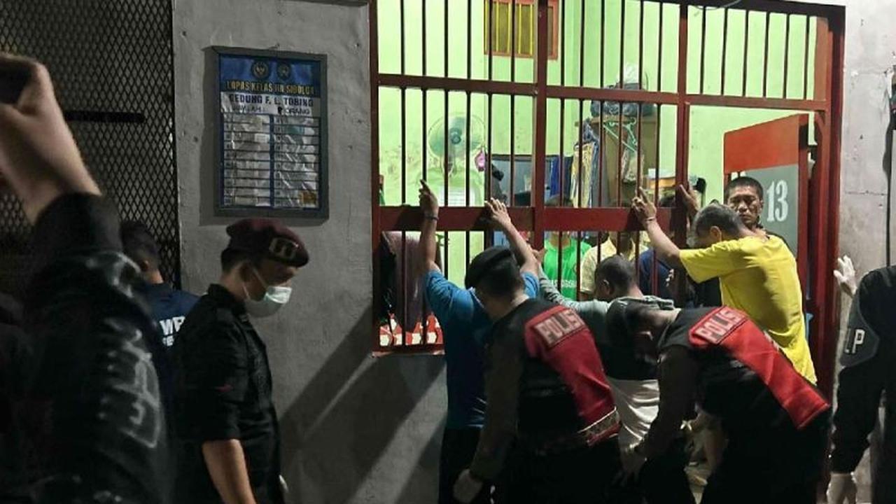 Fakta Unik Razia Narkoba Lapas Sibolga: Bukan Narkoba, Alat Cukur dan Kater yang Diamankan