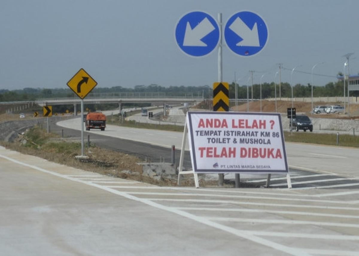 Melihat kelengangan Tol Cipali yang akan digunakan para pemudik