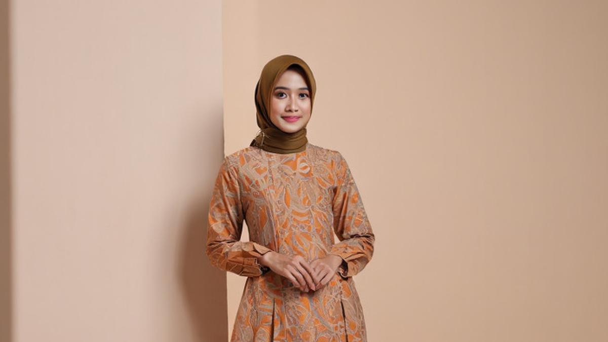 10 Tips Memilih Gamis Batik Lebar yang Sesuai Bentuk Tubuh agar Terlihat Proporsional