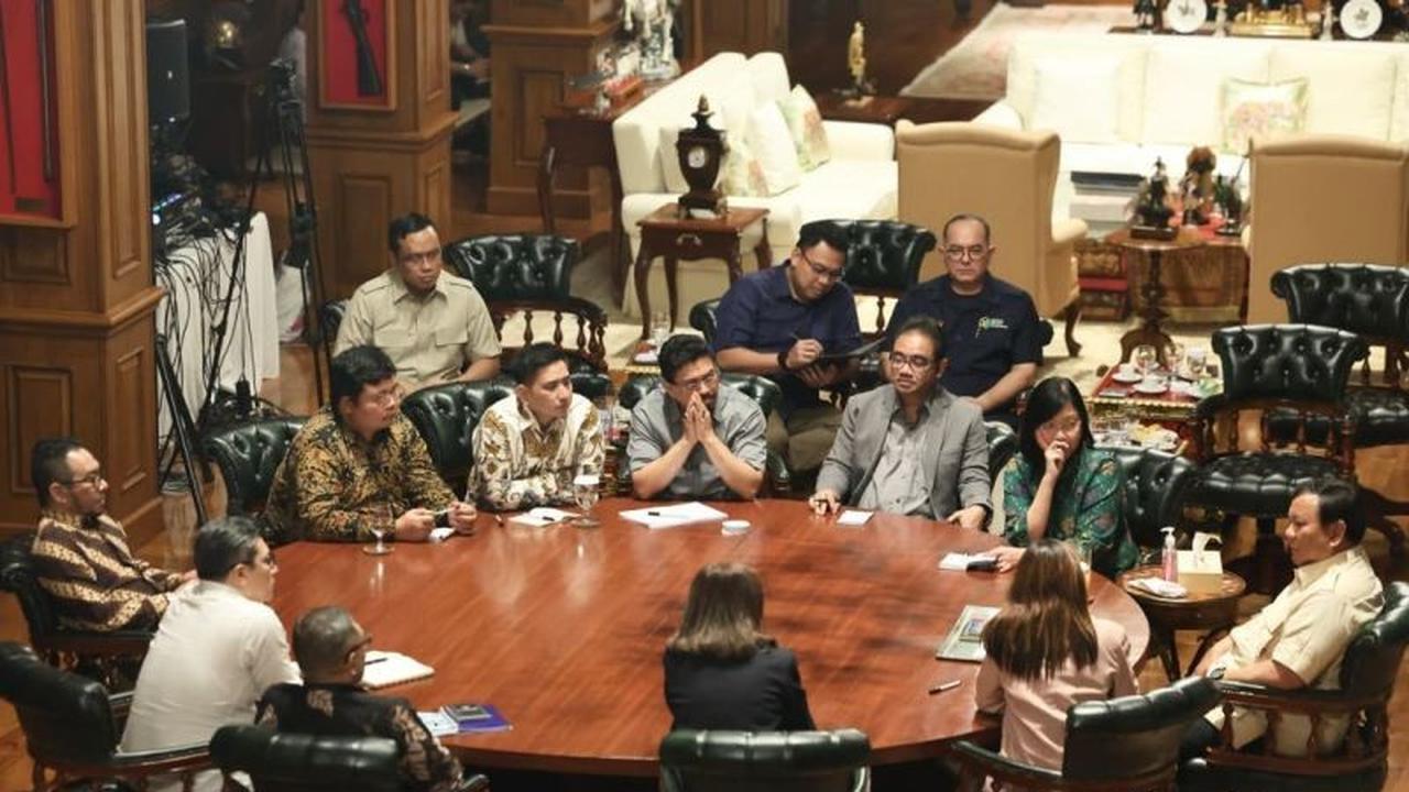 Mengapa 'Warga Jaga Warga' Penting? Presiden Prabowo Ungkap Budaya Siskamling Era Modern