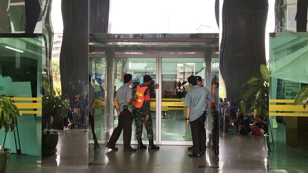 Bom guncang RS Phramongkutklao di Bangkok, Thailand