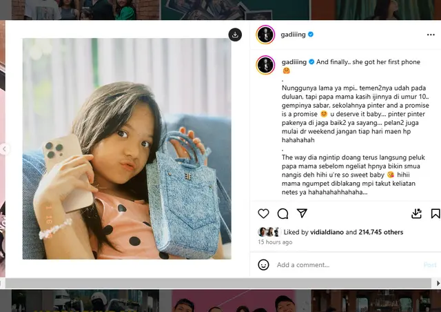 Keinginan punya HP akhirnya keturutan, ini momen bahagia Gempita terima kado istimewa dari orangtuanya