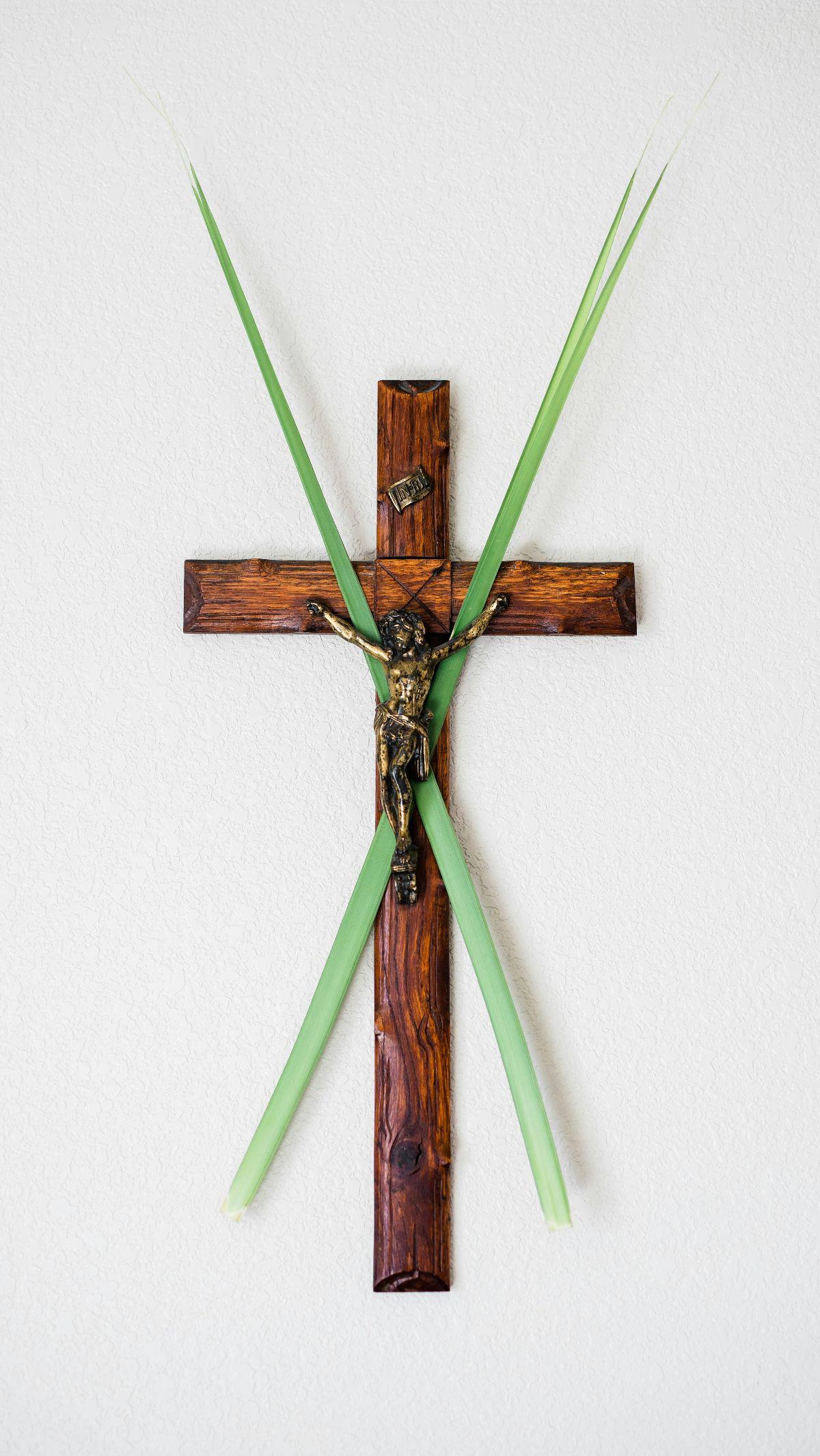 <b>Ucapan Wafat Yesus Kristus 2024 untuk Renungan</b>