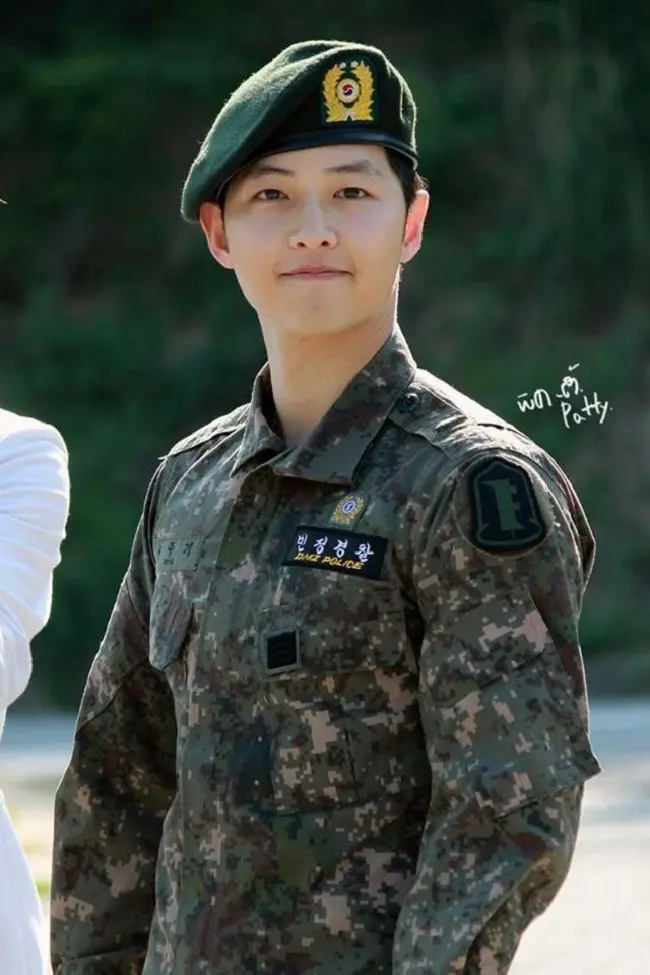 Song Joong Ki. (foto: pinterest.com)