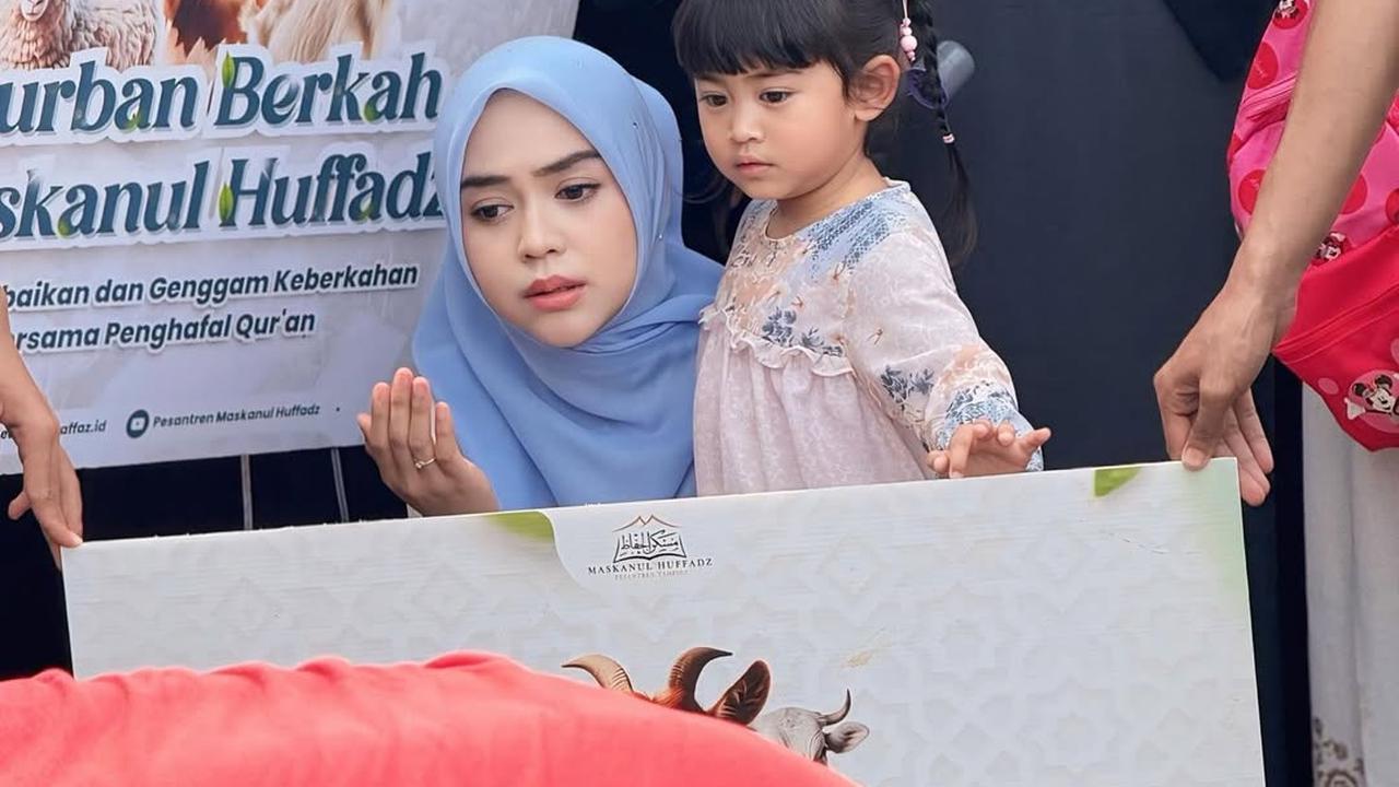 Otak Sapi Jadi Pilihan Ria Ricis Saat Idul Adha, Ini Alasannya