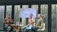 Sekretaris Jenderal AFPI periode 2019-2023, Sunu Widyatmoko dalam sesi konferensi pers Kartel Bunga Pinjol di Jakarta, Rabu (14/5/2025). (Maulandy/Liputan6.com)