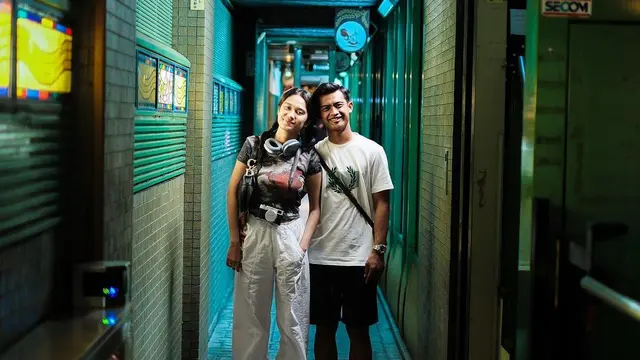 Gaya Bucin ala Pasangan Gen Z Arhan Pratama dan Azizah Salsha Selama Setahun Menikah Meski Jarang Terlihat Bersama