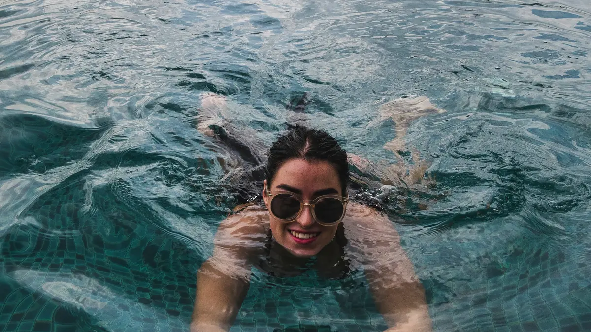 Arti Mimpi Berenang di Sungai, Bijaklah untuk Menafsirkan