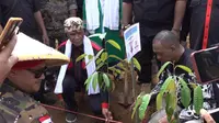 Dukung Program Ketahanan Pangan Prabowo, Hercules Tanam 10 Ribu Pohon di Jabar