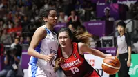 Timnas basket putri Indonesia lolos ke babak perempat final Asian Games 2018 setelah mengalahkan India dengan skor 69-66 pada pertandingan yang digelar di Hall Basket Gelora Bung Karno, Kamis (23/8/2018). (INASGOC/Rocky Padila)