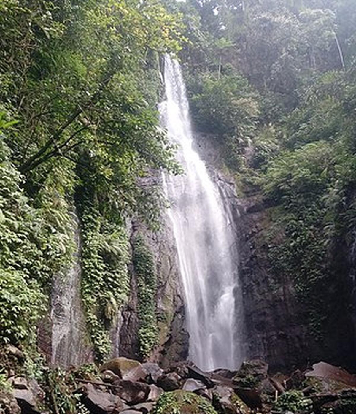 Curug Cikaracak