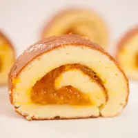 ilustrasi bolu gulung/copyright by MeinaLiao (Shutterstock)