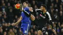 Striker Chelsea, Diego Costa, duel udara dengan pemain Watford, Etienne Capoue, pada lanjutan Liga Inggris. (Reuters/Stefan Wermuth)