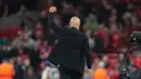 Pelatih Liverpool, Arne Slot, merayakan kemenangan atas Atletico Madrid pada laga matchday 1 League Phase Liga Champions 2025/2026 di Anfield, Kamis (18/9/2025) dini hari WIB. (AP Photo/Jon Super)