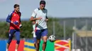 Sejauh ini hanya La Furia Roja yang tampil cemerlang di Euro kali ini. (LLUIS GENE / AFP)