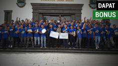 Berita video Persib U-16 dan U-19 yang berprestasi pada 2018 mendapat apresiasi berupa bonus yang diberikan oleh Gubernur Jawa Barat, Ridwan Kamil.