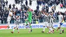 Selebrasi para pemain Juventus usai kalahkan Sassuolo pada lanjutan Serie A di Allianz Stadium, Turin (4/2/2018). Juventus menang 7-0. (Alessandro Di Marco/ANSA via AP)