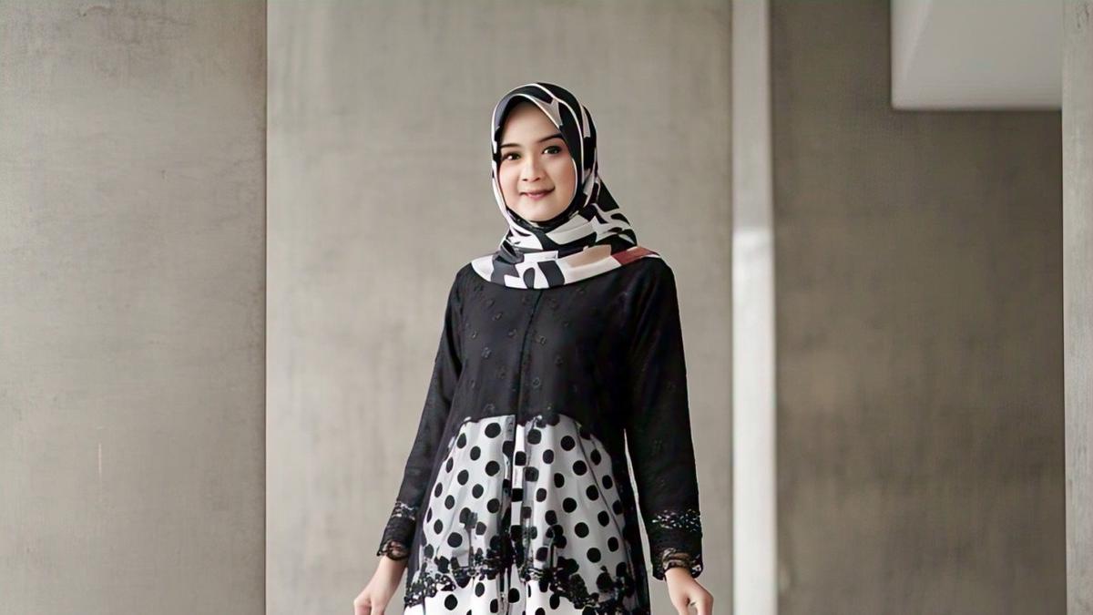 5 Model Gamis Motif Polkadot untuk Gaya Retro hingga Kasual, Tampil Beda dan Menawan