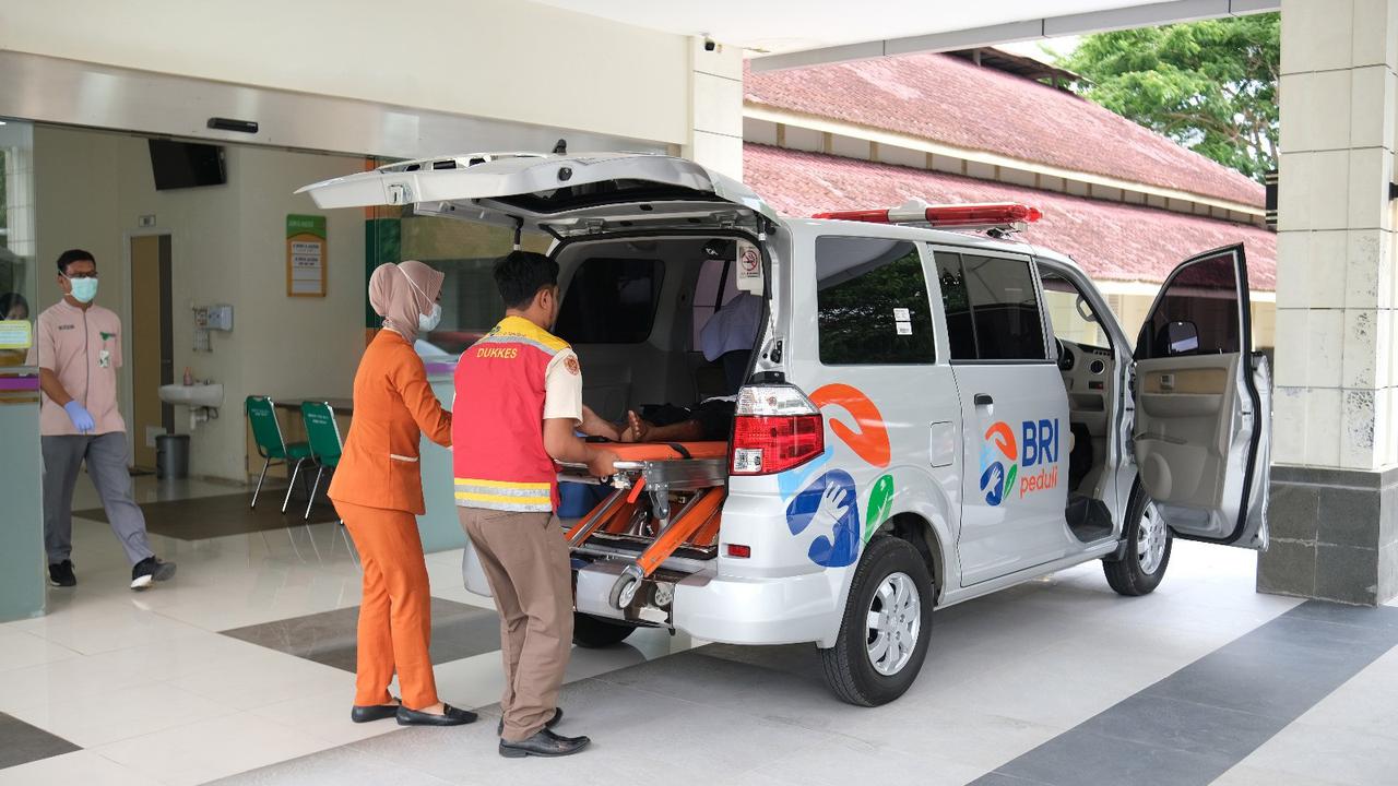 BRI Peduli Salurkan Ratusan Unit Ambulans ke Berbagai Faskes di Seluruh Indonesia