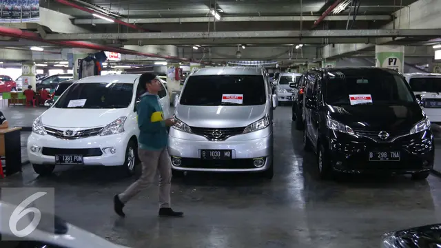 20161006-Mobil Bekas-Jakarta-Angga Yuniar