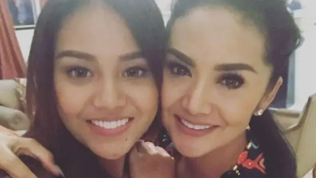 Potret Jadul Krisdayanti dan Aurel Hermansyah