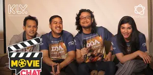 Kisah Doyok, Otoy dan Ali Oncom (DOA) merupakan sebuah film komedi yang menceritakan tiga sosok manusia yang berbeda latar belakang namun punya kesamaan nasib di kerasnya kehidupan ibukota, yakni nasib sial.