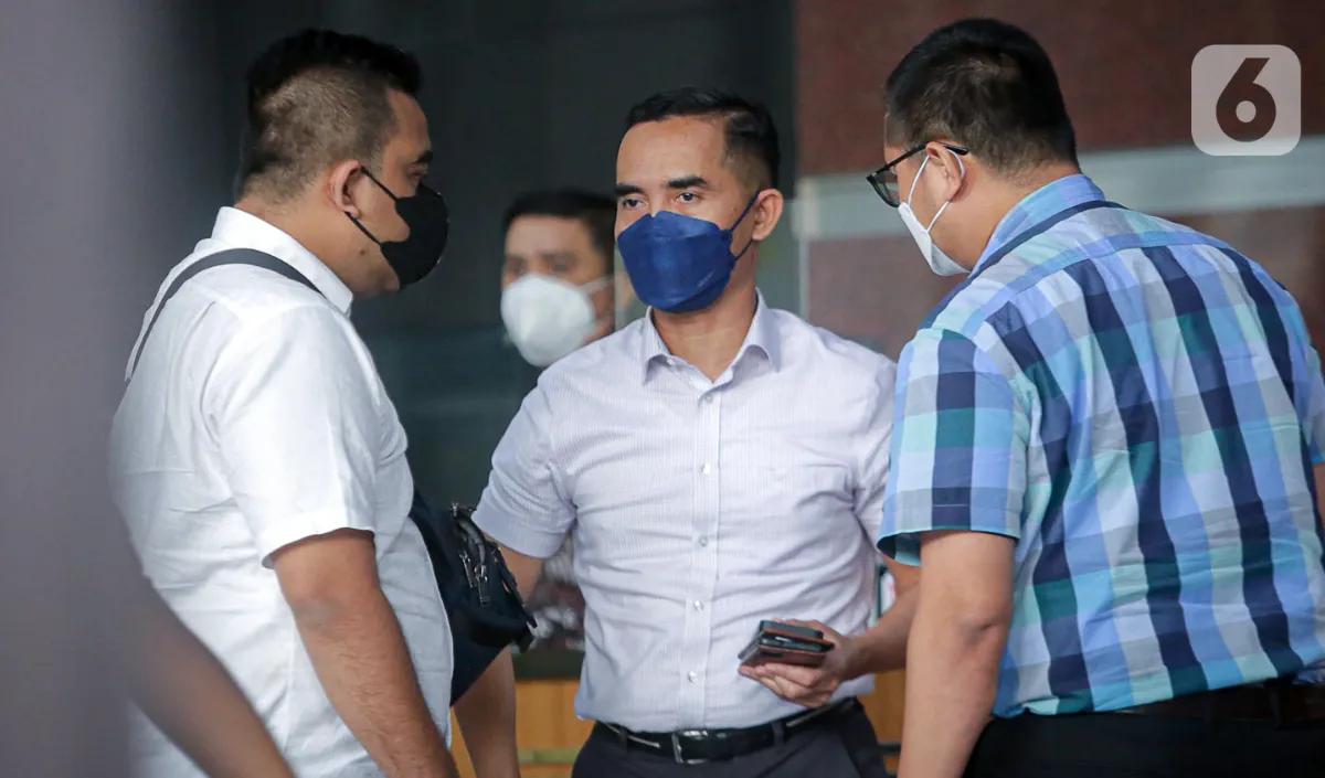 Sosok Eko Darmanto mendapat sorotan publik lantaran kerap pamer kemewahan lewat unggahannya di media sosial.<br>